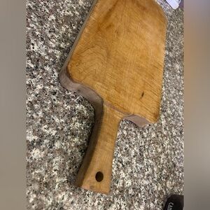 Wooden Cutting Board with Handle
